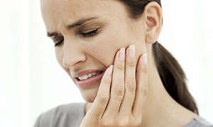 Caddebostan Diş Kliniği&#39;nden Diş Hekimi Mert Kökdemir, diş ağrısı çekenleri uyardı: &quot;Aspirin ya da herhangi bir ağrı kesici kullanılması halinde,. - 5299
