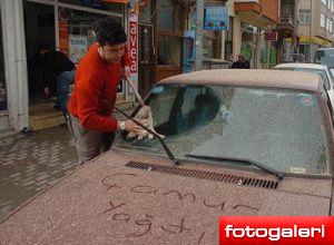 foto-galeri/eskisehire-toz,-boluya-camur-yagdi--110.htm