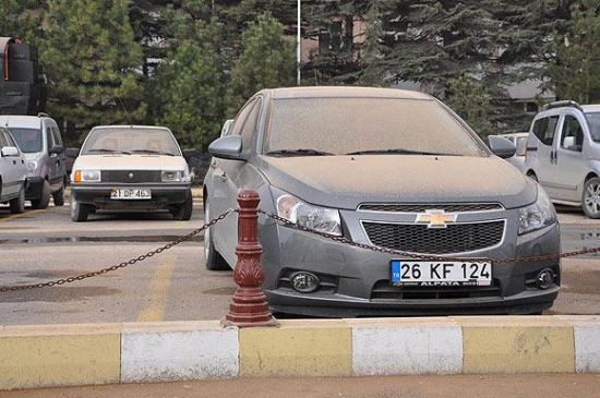 Eskişehir'e toz, Bolu'ya çamur yağdı galerisi resim 2