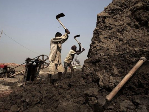 Bir parça ekmek için ölüyorlar galerisi resim 10