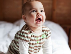 Bebeklerin IQ'sunu geliştirmek için 6 öneri