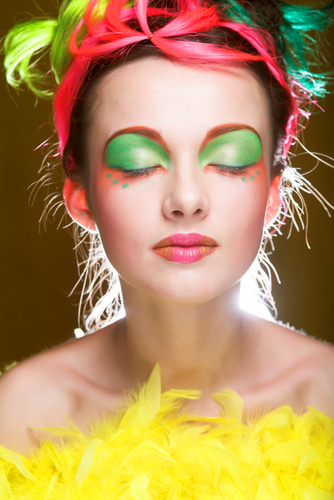 Doğru makyajla her kadın güzel!