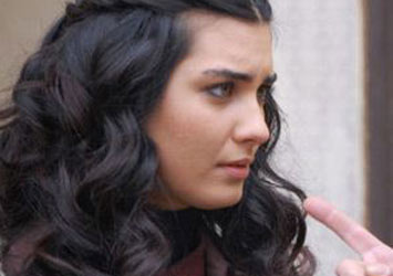 Seksi ve hacimli saçlar… galerisi resim 4