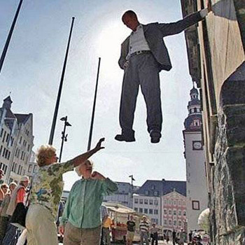 Havada asılı adamın numarası! galerisi resim 10