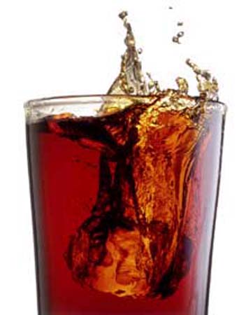 1 bardak kola 1 saatte vücutta neler yapıyor? galerisi resim 4