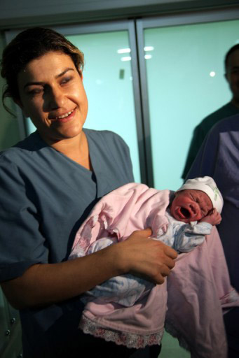 2010 Yılının ilk bebekleri galerisi resim 3