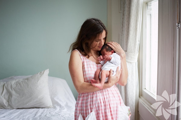 Anneler ve 1 günlük bebekleri galerisi resim 12