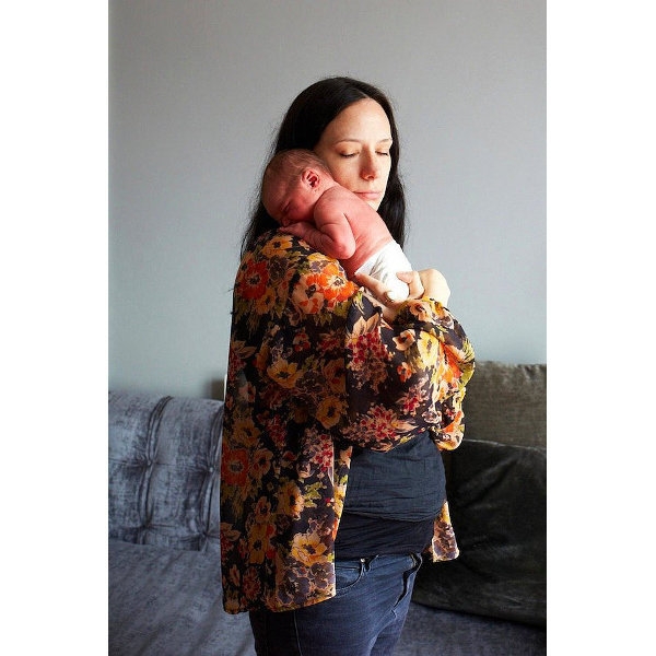 Anneler ve 1 günlük bebekleri galerisi resim 4