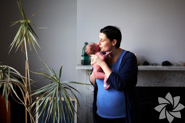 Anneler ve 1 günlük bebekleri galerisi resim 9