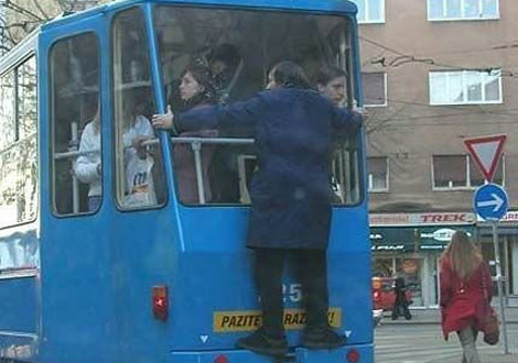 İstihap haddini aşan taşıtlar (çok komik) - 1 galerisi resim 5