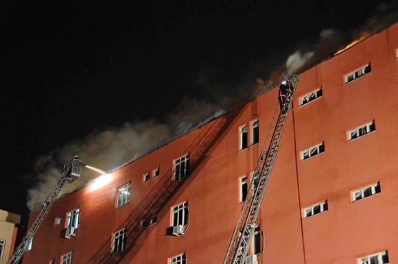 Süreyyapaşa Hastanesinde yangın galerisi resim 5
