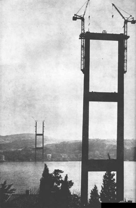Boğaziçi Köprüsü 36 yıl önce böyle kuruldu. galerisi resim 3