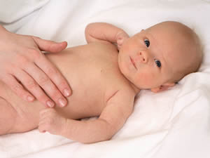 Bebeklerde reflü neden görülür?