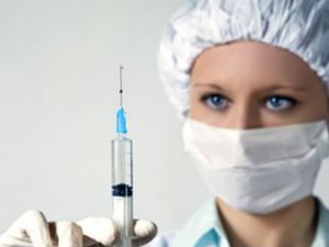 "Altı üstü hemşire parçası"