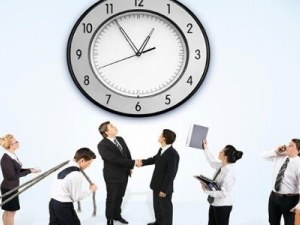 Memurlar mesaiyi çay kahve molasıyla harcıyor