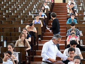 LYS'ye girecek öğrenciler az da olsa kaygı yaşamalı