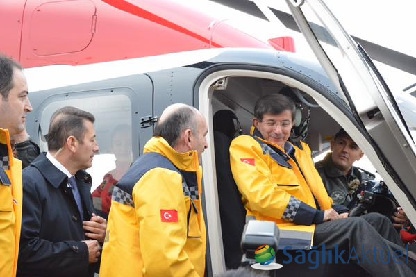 Sağlık filosuna '798 ambulans' daha katıldı