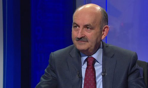 Müezzinoğlu: 2023'te hedef 230 bin yatak kapasitesi