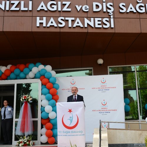 Mehmet Müezzinoğlu, Denizli’de Hastane Açtı