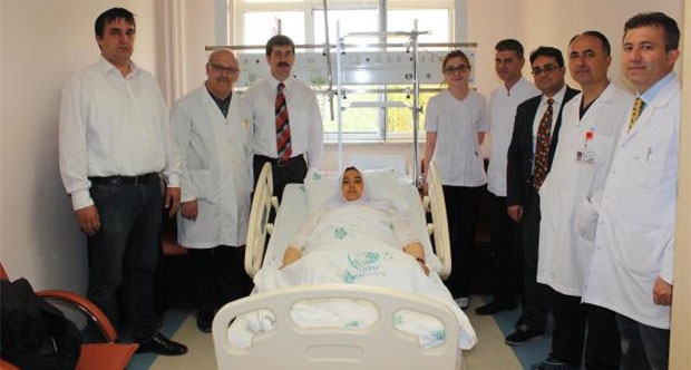 Zayıflama çayı içen hemşire karaciğer nakliyle kurtarılabildi