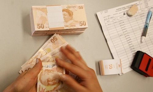 Emeklilere 100 lira zam öngören Kanun, Resmi Gazete'de