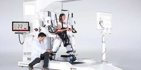 Sağlık Bakanlığı felçli hastalar için 27 robotik cihaz aldı