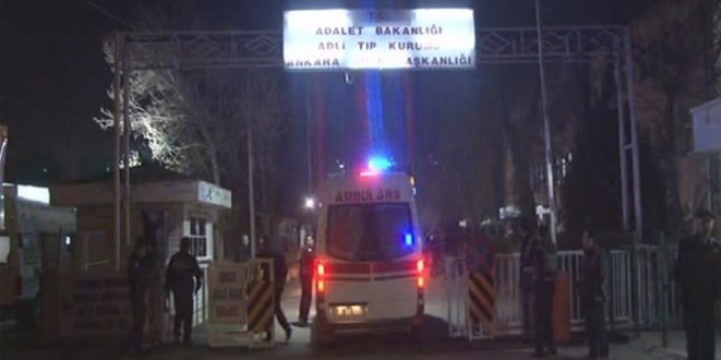 Saldırıda hayatını kaybedenler Adli Tıp'a getiriliyor