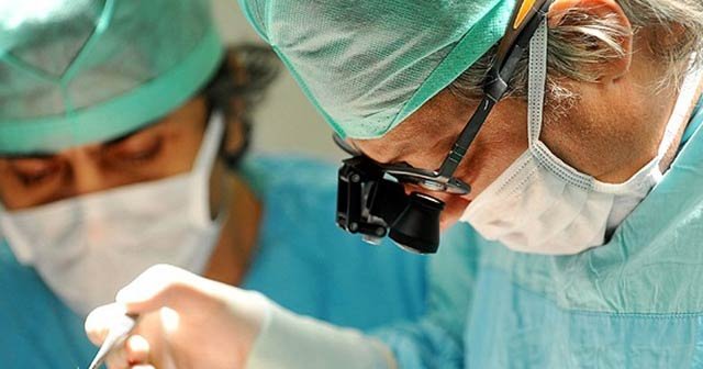 Hemşirelik diplomalı sahte doktor: Şu ana kadar hiç hata yapmadım!