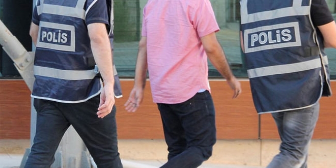 Malatya'da bir doktor ve 4 kamu çalışanı açığa alındı