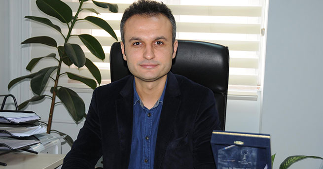 Hakkari'deki doktor en iyi uzmanlık tezinde Türkiye birincisi oldu