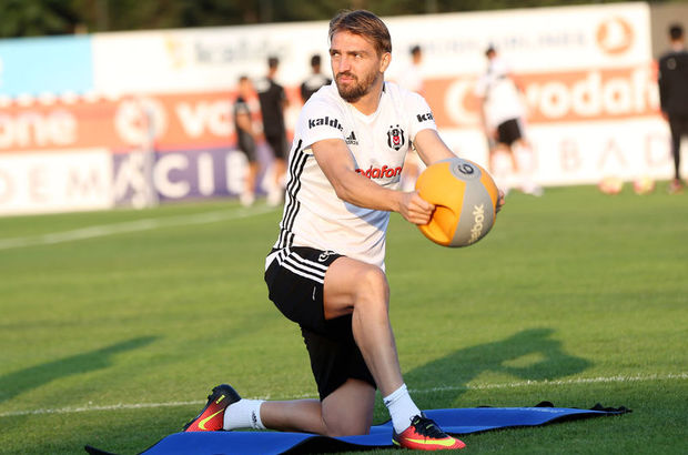 Aşil tendonu kopan Caner Erkin evine mini fitness ve sağlık merkezi kurdu
