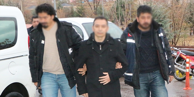 Aksaray'da 29 sağlık çalışanı gözaltına alındı