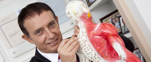 Ünlü Doktor Evlat Acısıyla Yıkıldı: Kemal Topoğlu Vefat Etti