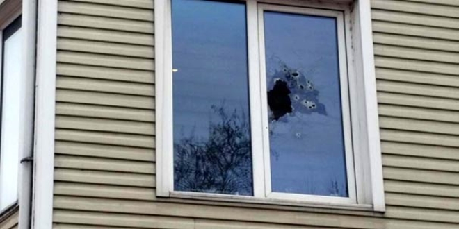 Belediye başkanının makam odasına tüfekle saldırı