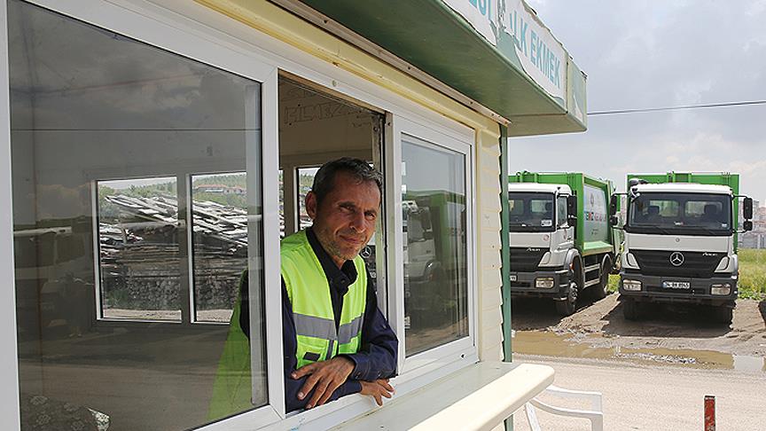 Parkinsonlu babanın hayali çocuklarının elini tutabilmek