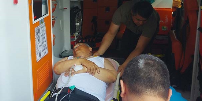 Kalp krizi geçiren belediye başkanı hastaneye kaldırıldı