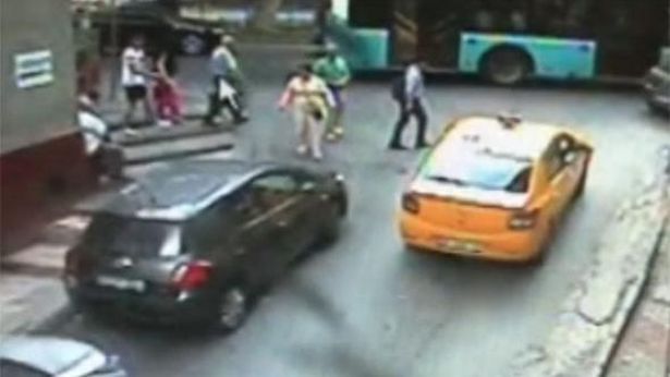 Doktora kapkaç şoku!