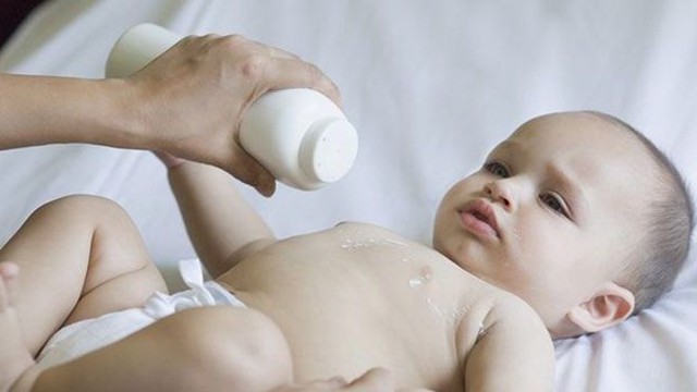 Ünlü bebek ürünleri markasına ''kanserojen'' madde şoku