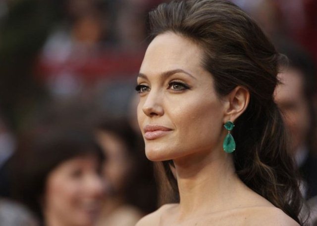 Angelina Jolie'nin doktorundan kadınlara 10 tavsiye!