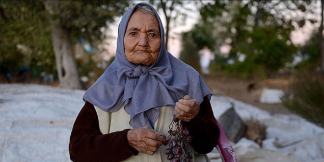 Asırlık çınar Ayşegül nineden sağlıklı yaşam sırları