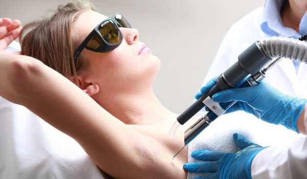 "Hekimler güzellik salonundaysa müdahale edemez"