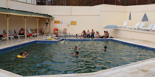 Depremde ortaya çıktı 47 yıldır şifa dağıtıyor