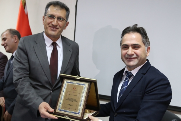 Erzurum İl Sağlık Müdürü 10 yıldır sürdürdüğü görevini Dr. Uçar'a devretti