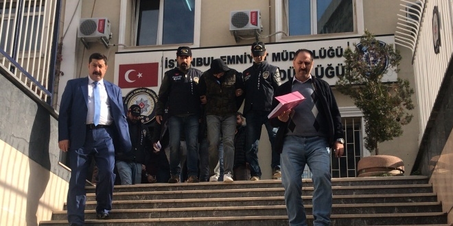 Kendisini dolandıran hastane teknisyenini kaçırıp ağır yaraladı