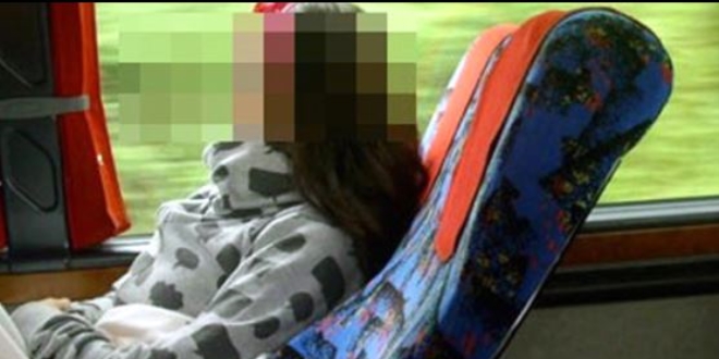 Uyuyan kadın yolcuya muavinden taciz iddiası