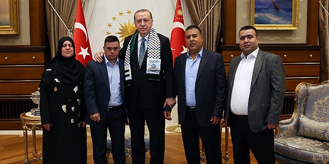 Erdoğan, down sendromlu Filistinli genci kabul etti