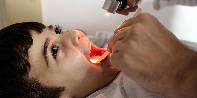 Çocuklarda geçmeyen öksürüğe dikkat