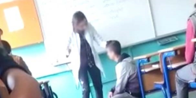 Kadın öğretmenden öğrenciye sınıfta şiddet
