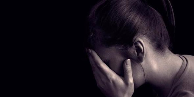 Boks antrenörü, kız öğrencisine tecavüzden tutuklandı