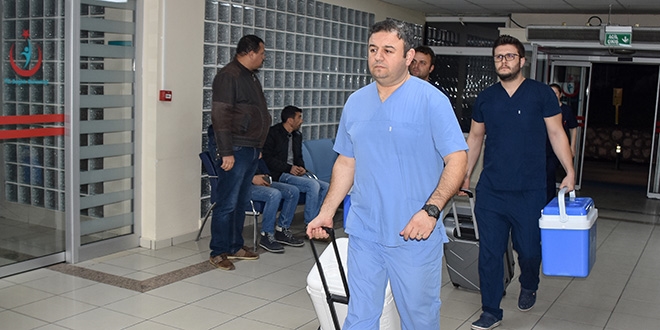 Beyin kanaması geçiren doktorun organları bağışlandı